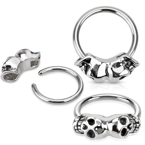 Ring mit zwei Totenköpfen